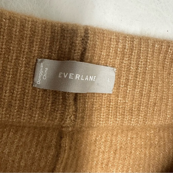 EVERLINE THE COZYSTRETCH SHORT SIZE L NWOT - Picture 9 of 10